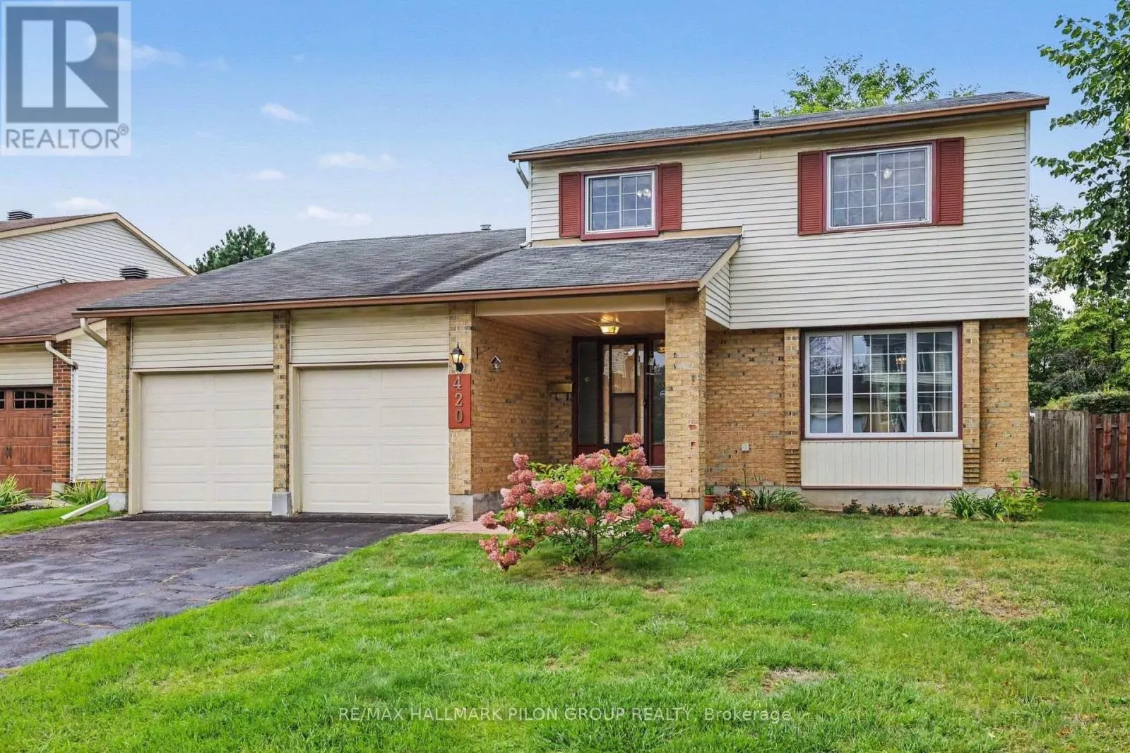 420 CLOVERHEATH CRESCENT