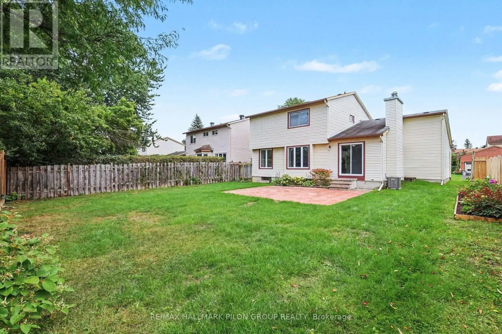 420 CLOVERHEATH CRESCENT
