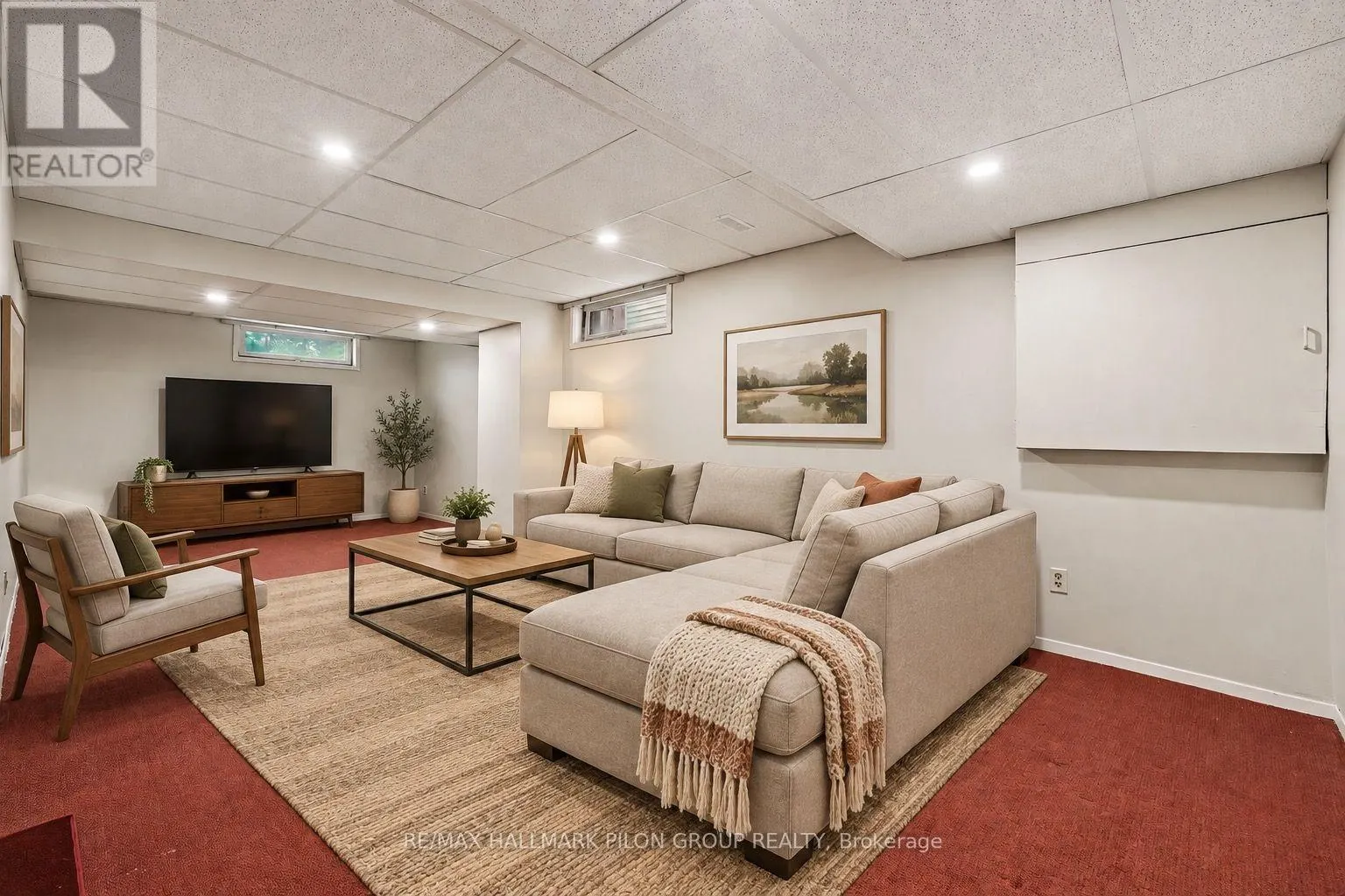 420 CLOVERHEATH CRESCENT