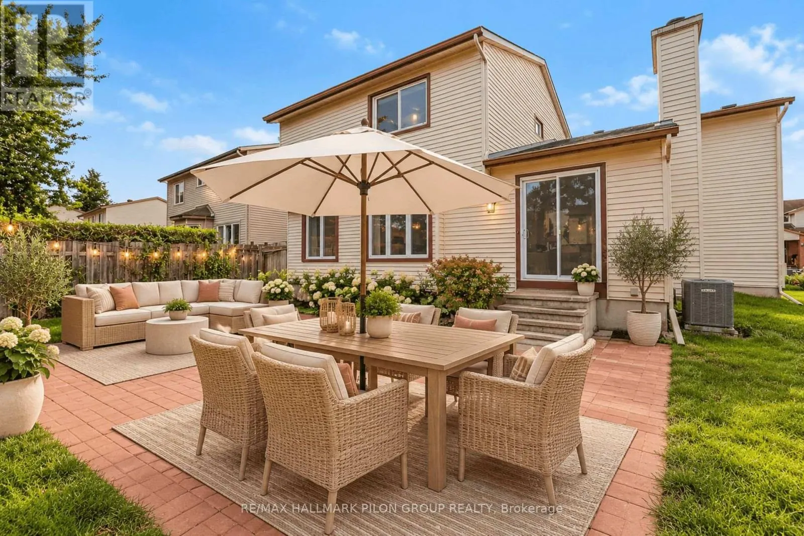 420 CLOVERHEATH CRESCENT