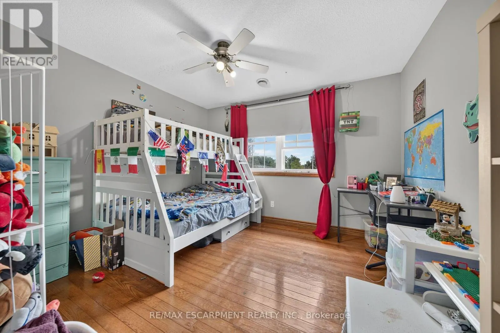 55 MONTURE STREET N