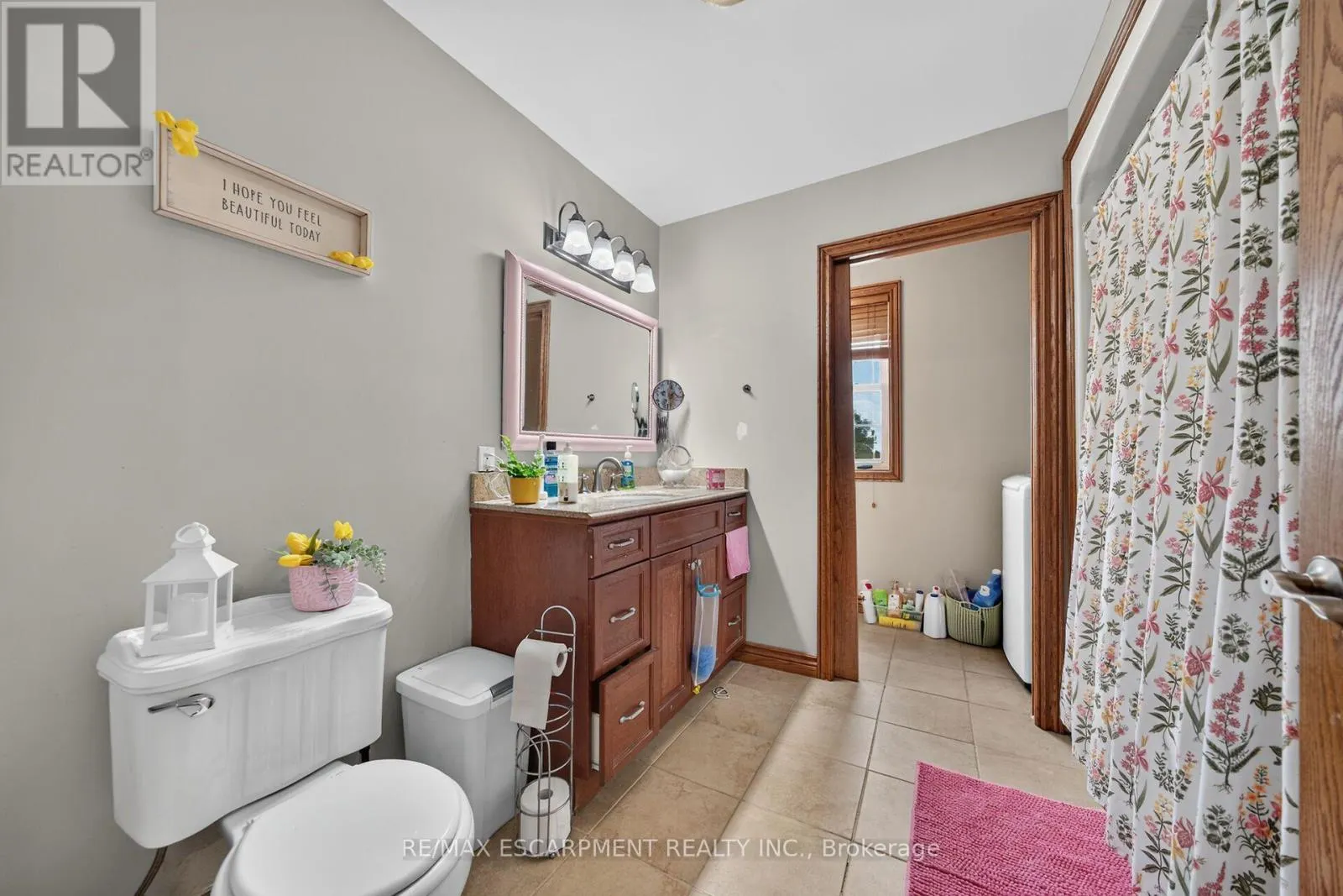 55 MONTURE STREET N