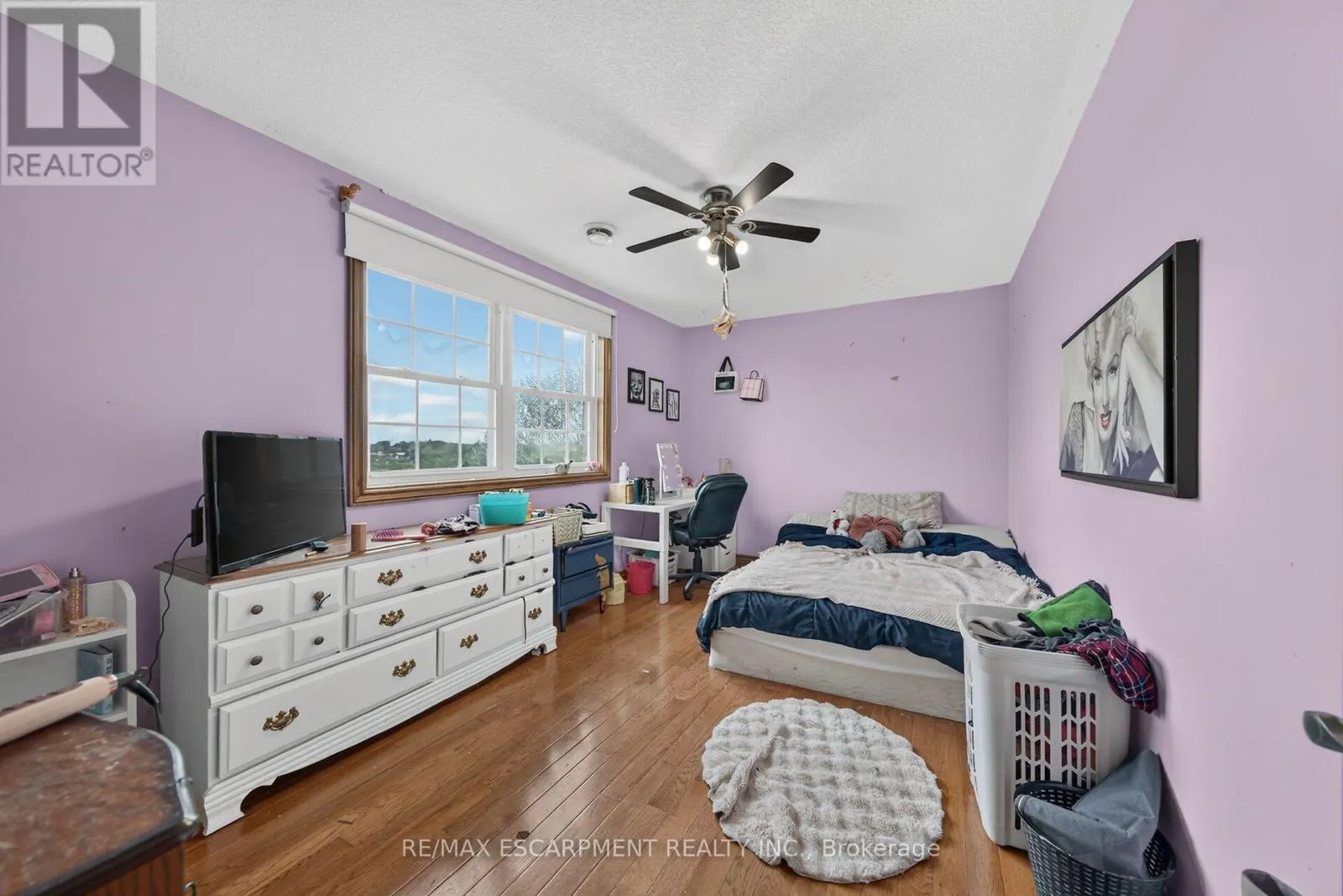 55 MONTURE STREET N