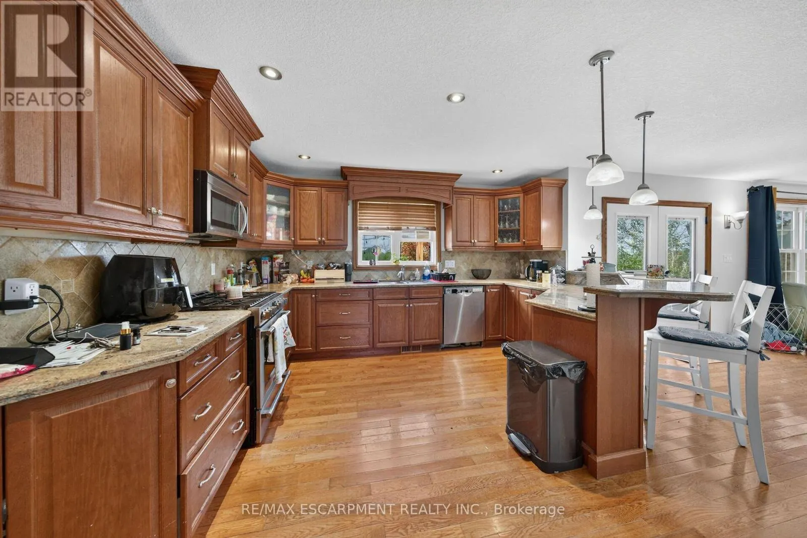 55 MONTURE STREET N