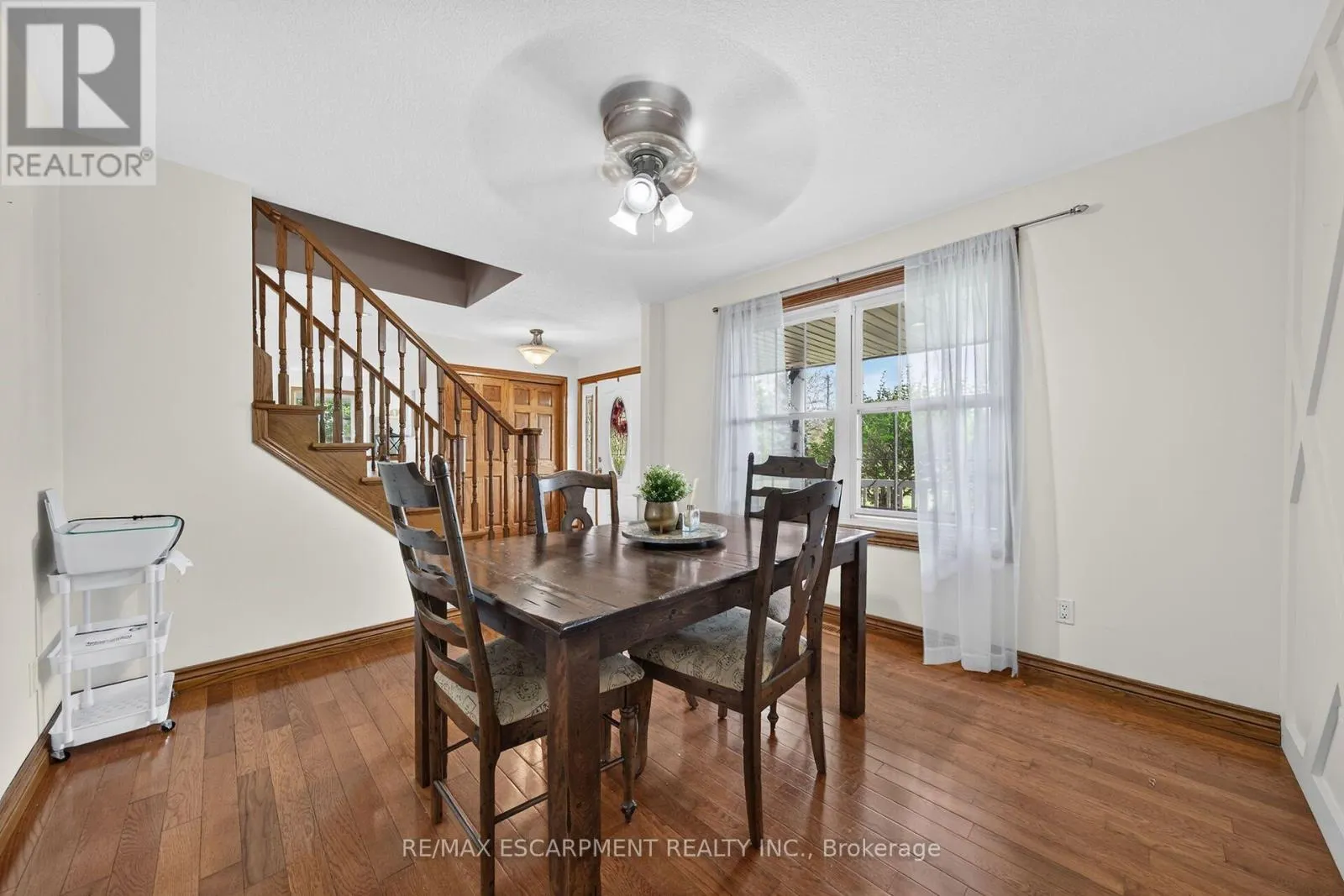 55 MONTURE STREET N
