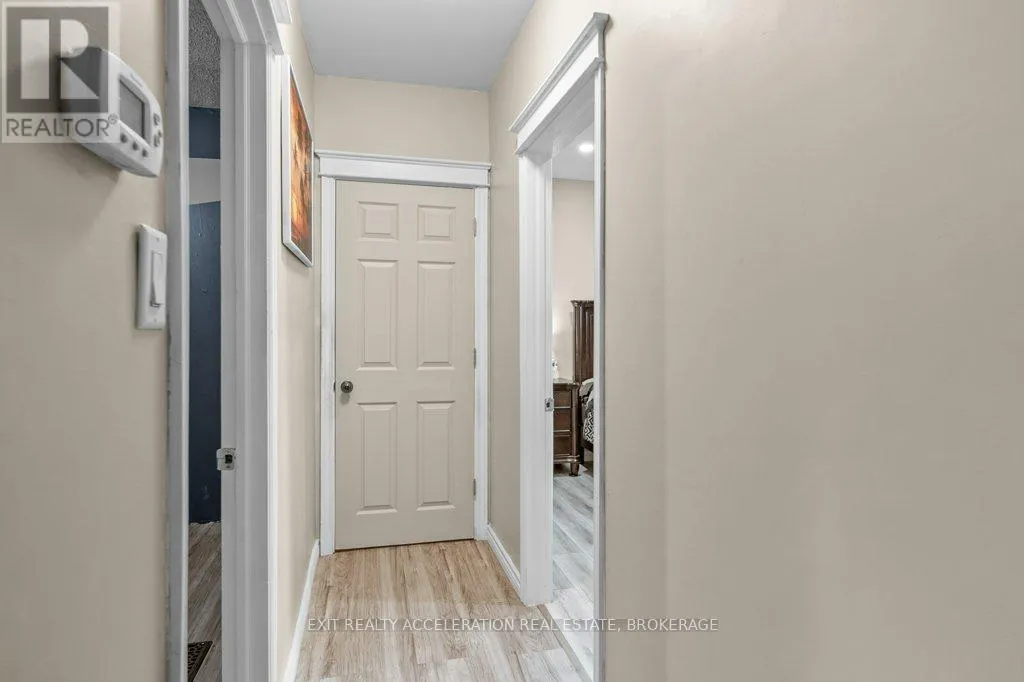 108 DUNDAS STREET