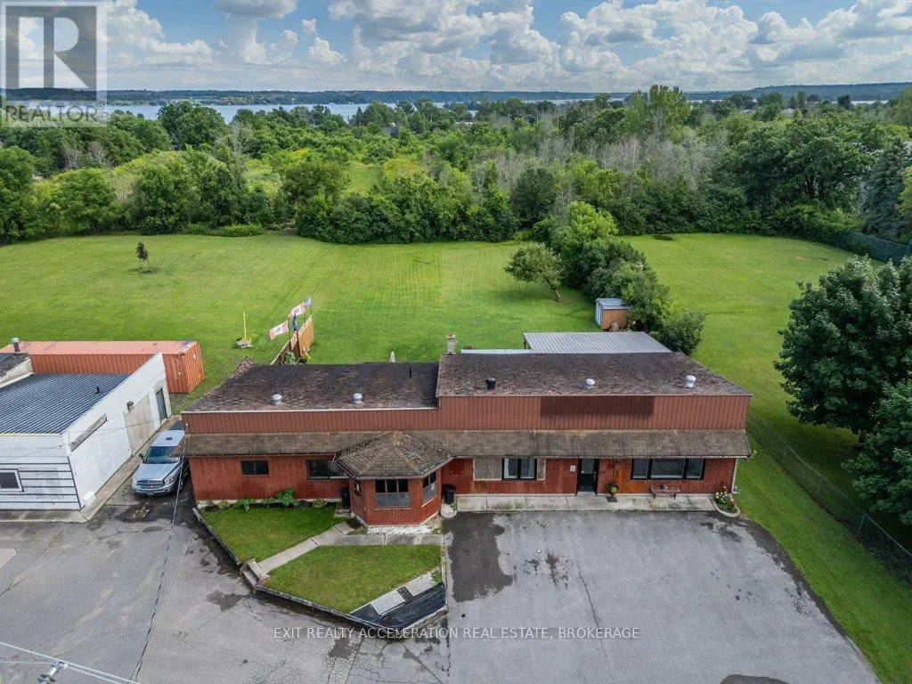108 DUNDAS STREET