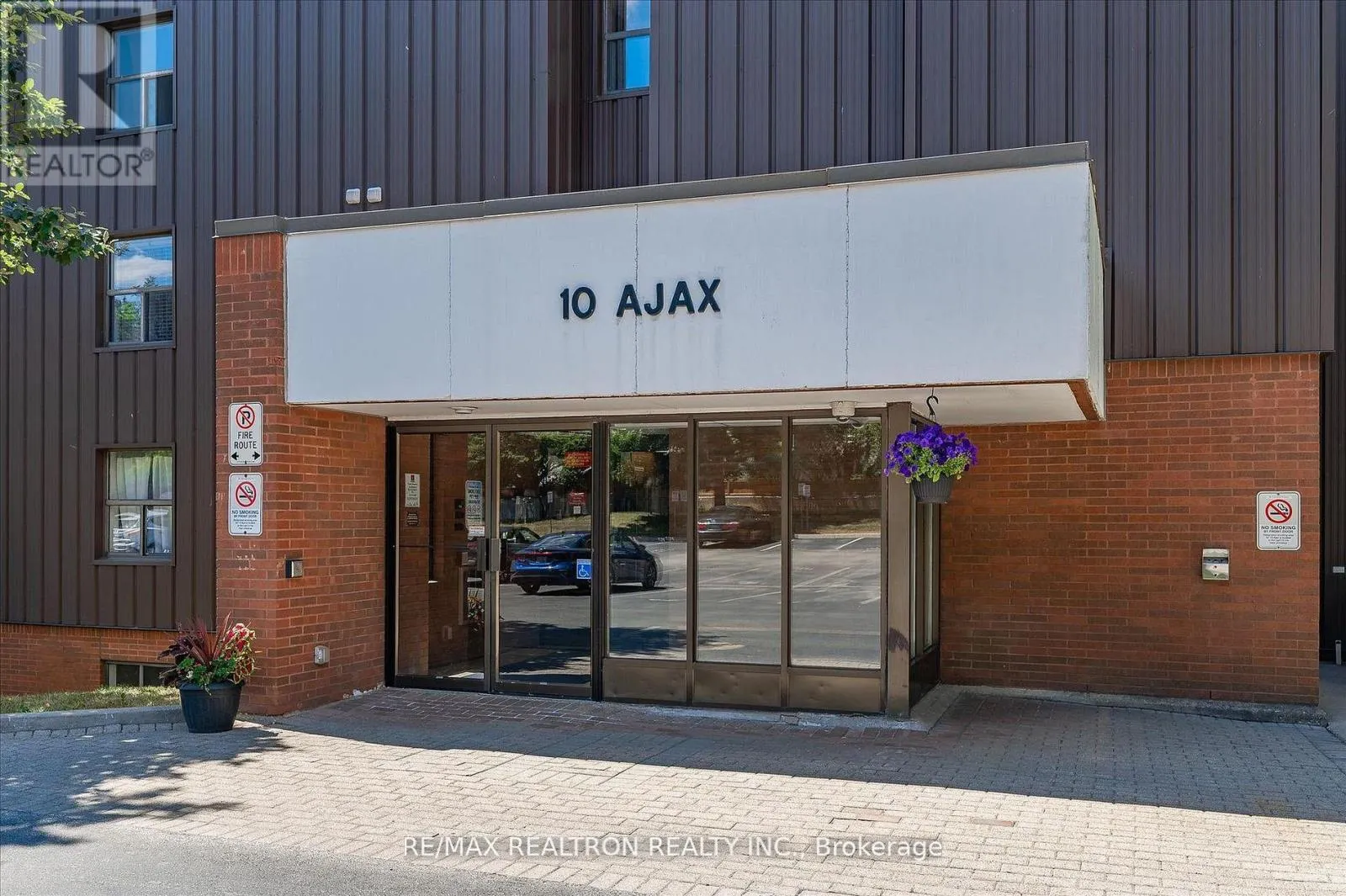 203 - 10 AJAX STREET