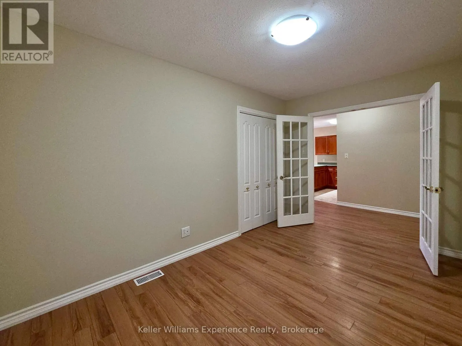 109 - 24 ONTARIO STREET #109