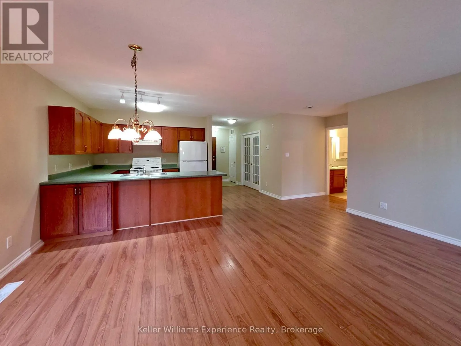109 - 24 ONTARIO STREET #109