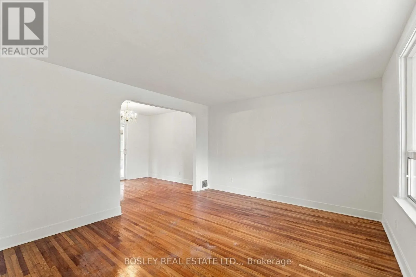 5663 MORSE AVENUE