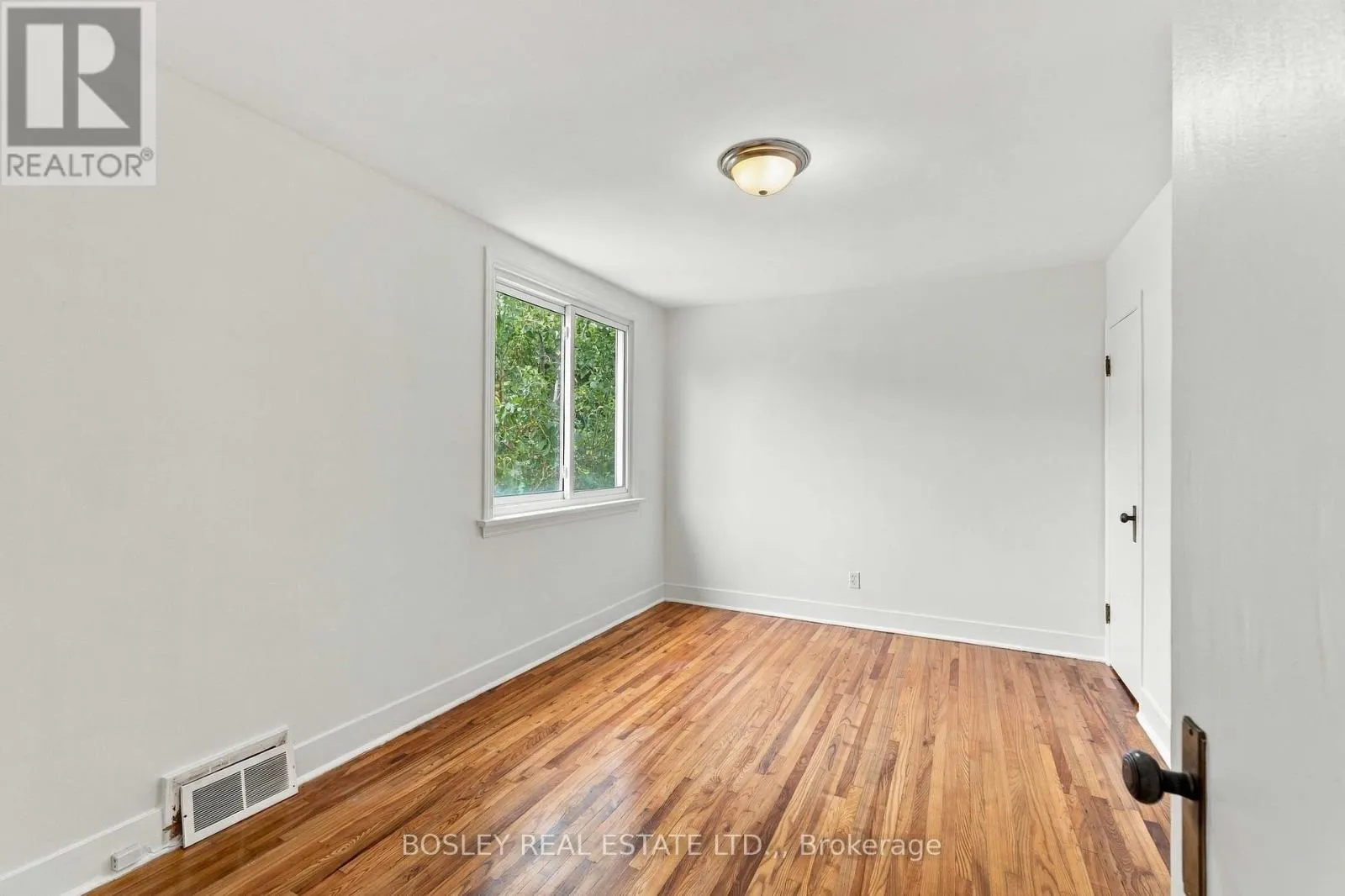 5663 MORSE AVENUE