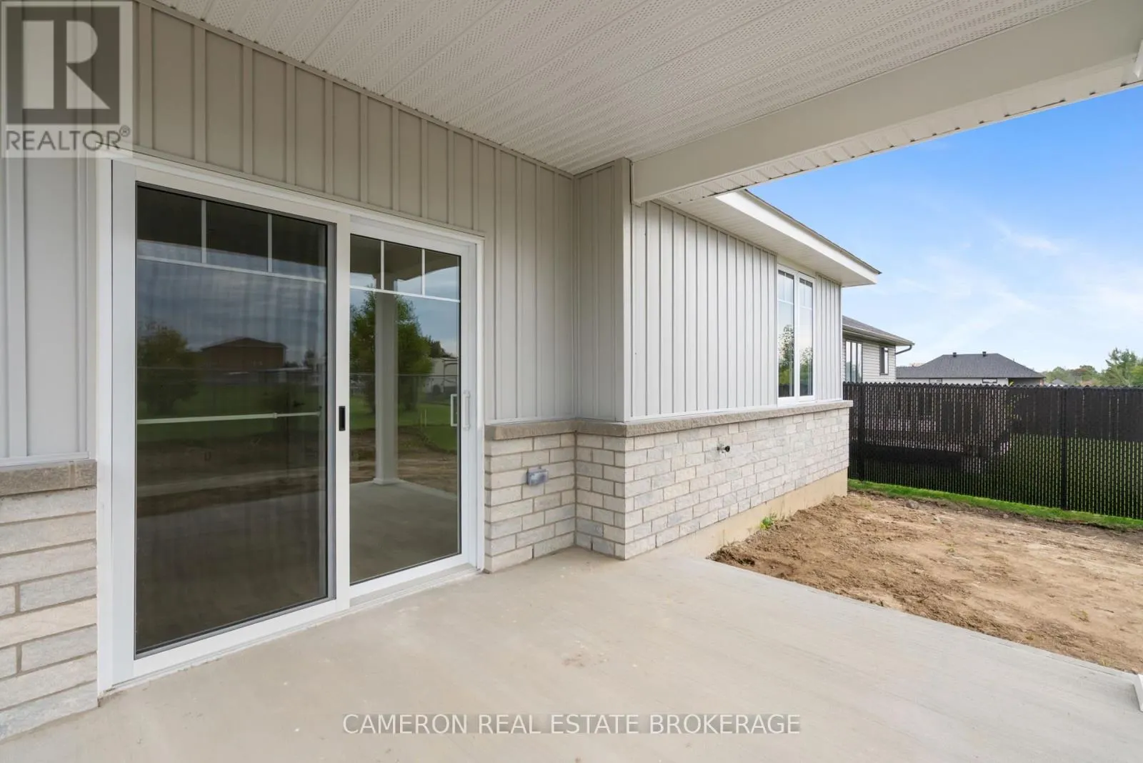 3190 MAURICY STREET