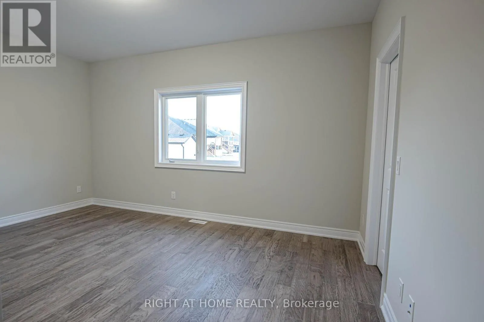 3544 CANFIELD CRESCENT