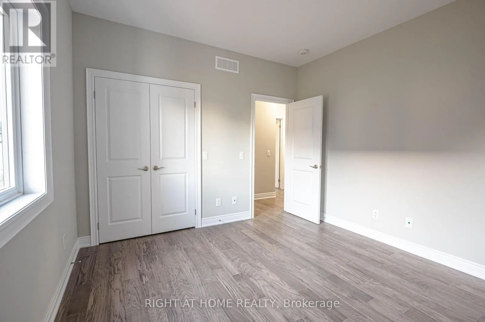 3544 CANFIELD CRESCENT