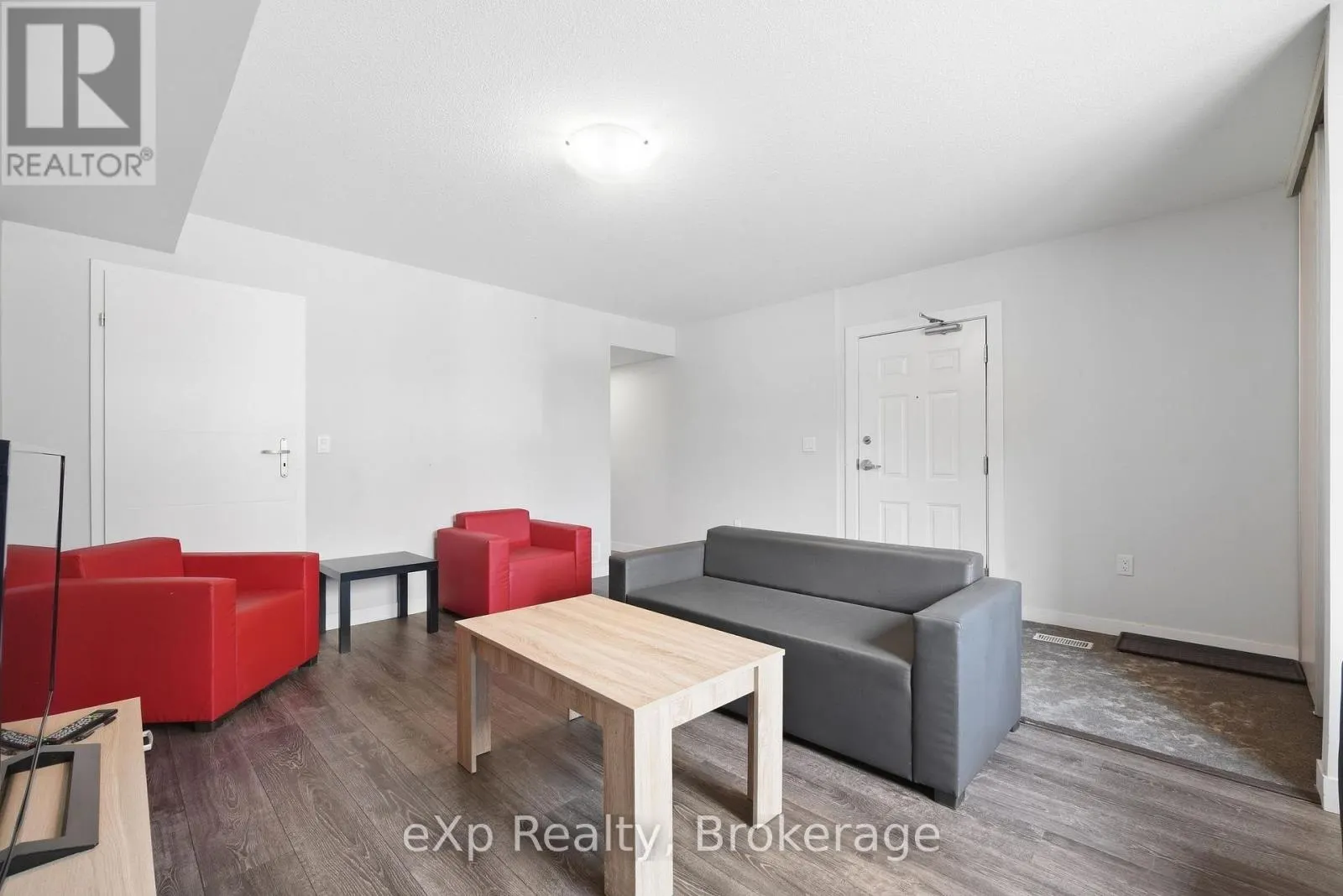 119 - 338 ALBERT STREET #119