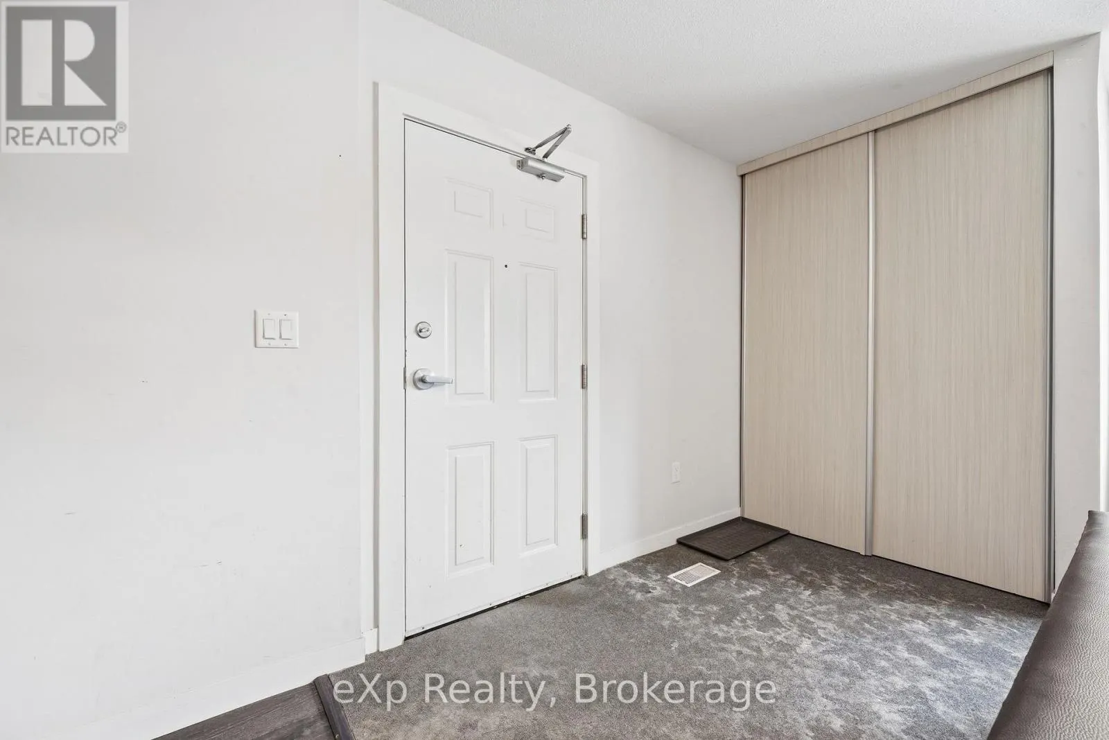 119 - 338 ALBERT STREET #119