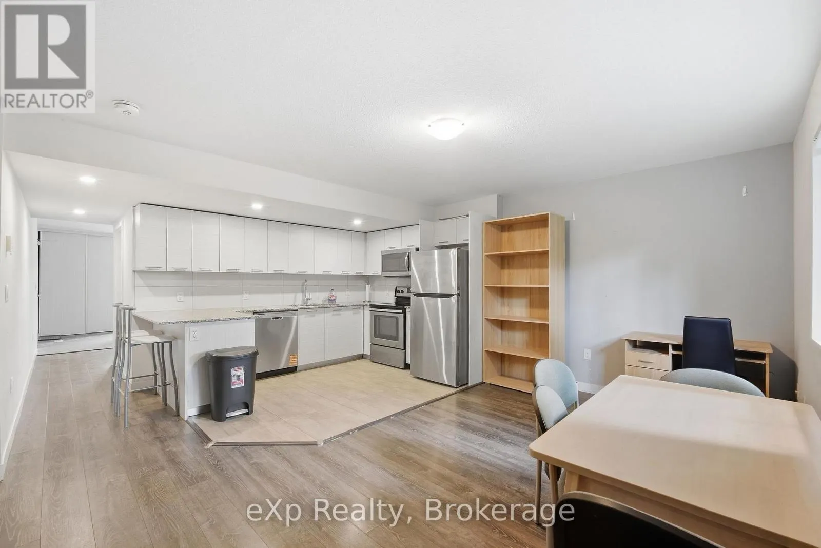 119 - 338 ALBERT STREET #119