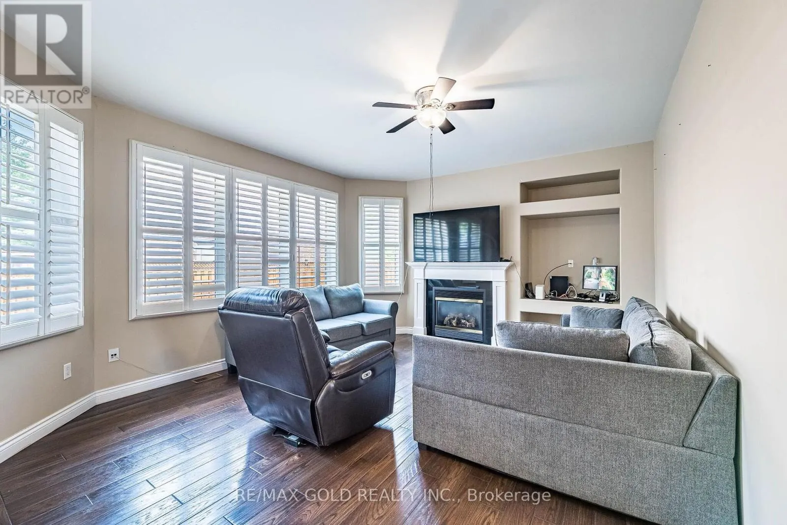 119 GLAZEBROOK CRESCENT