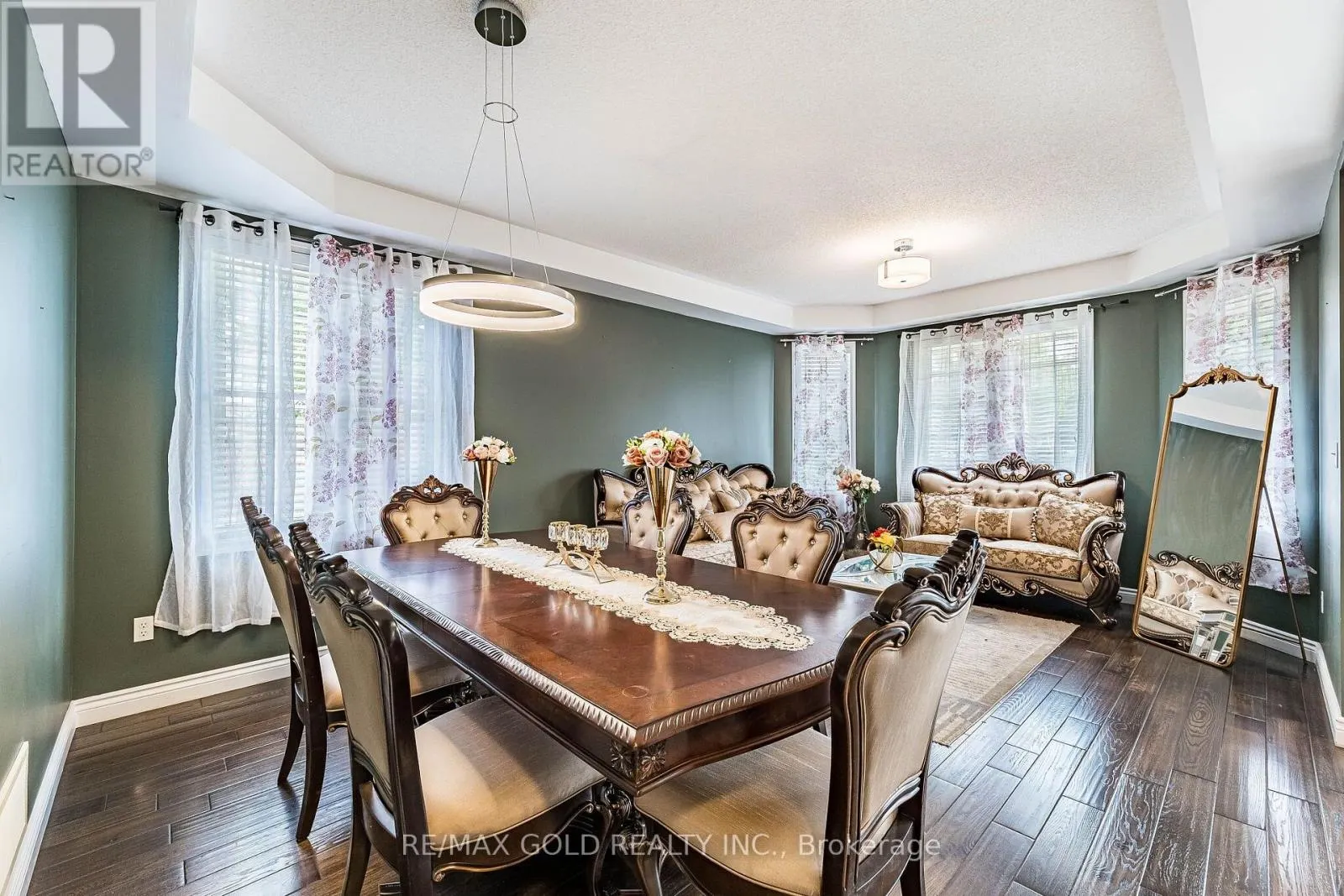 119 GLAZEBROOK CRESCENT