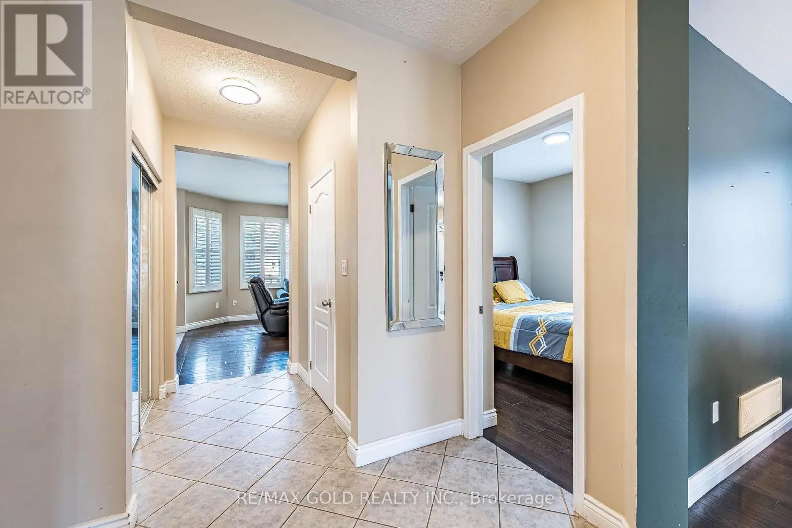 119 GLAZEBROOK CRESCENT