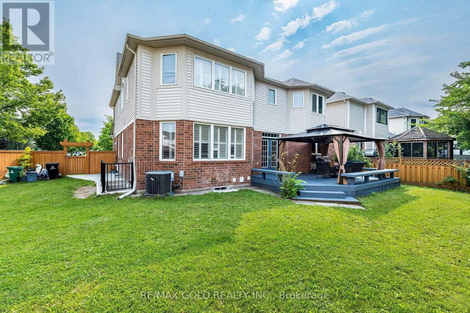 119 GLAZEBROOK CRESCENT