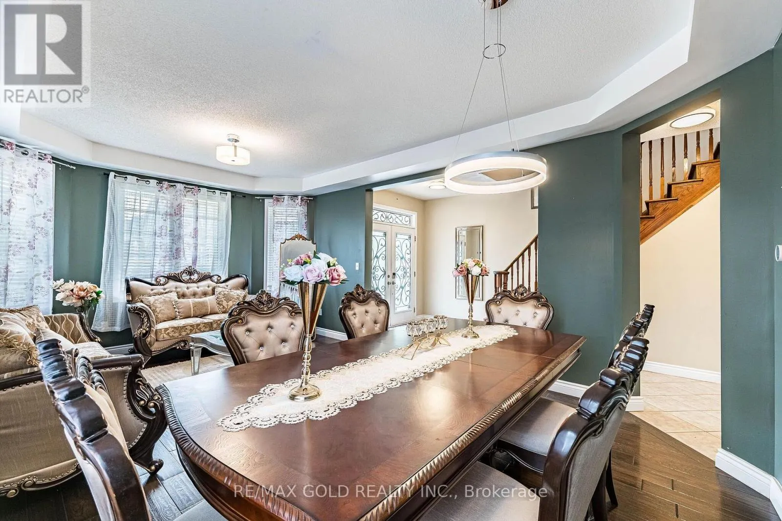 119 GLAZEBROOK CRESCENT