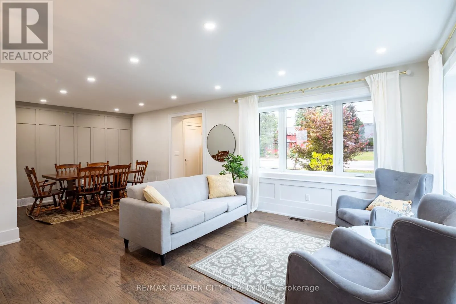 695 QUAKER ROAD