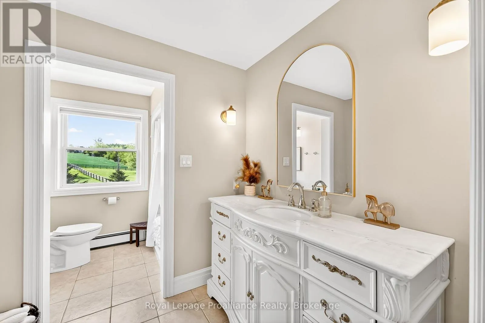 439 OAK LAKE ROAD