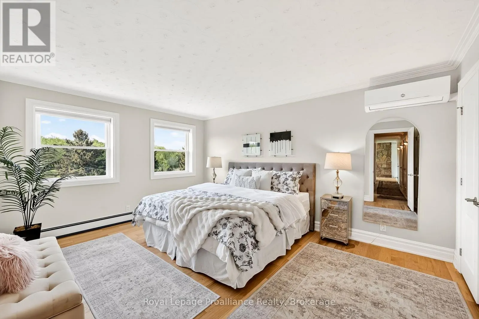 439 OAK LAKE ROAD