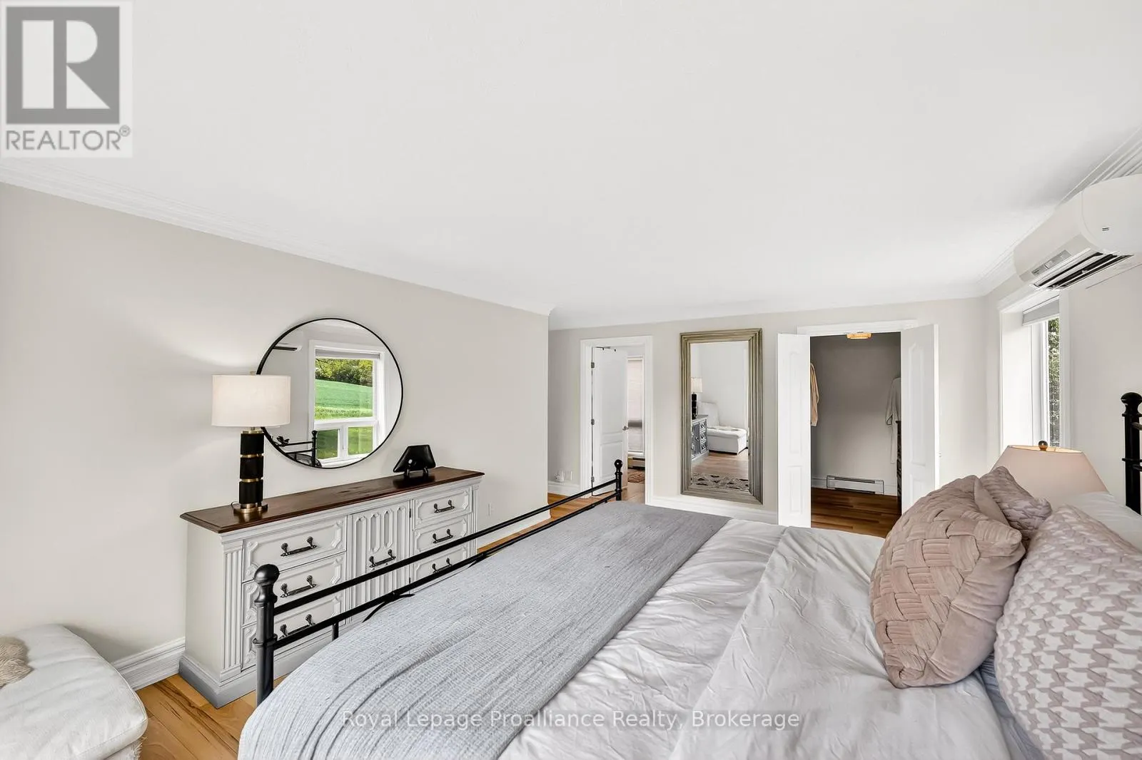 439 OAK LAKE ROAD