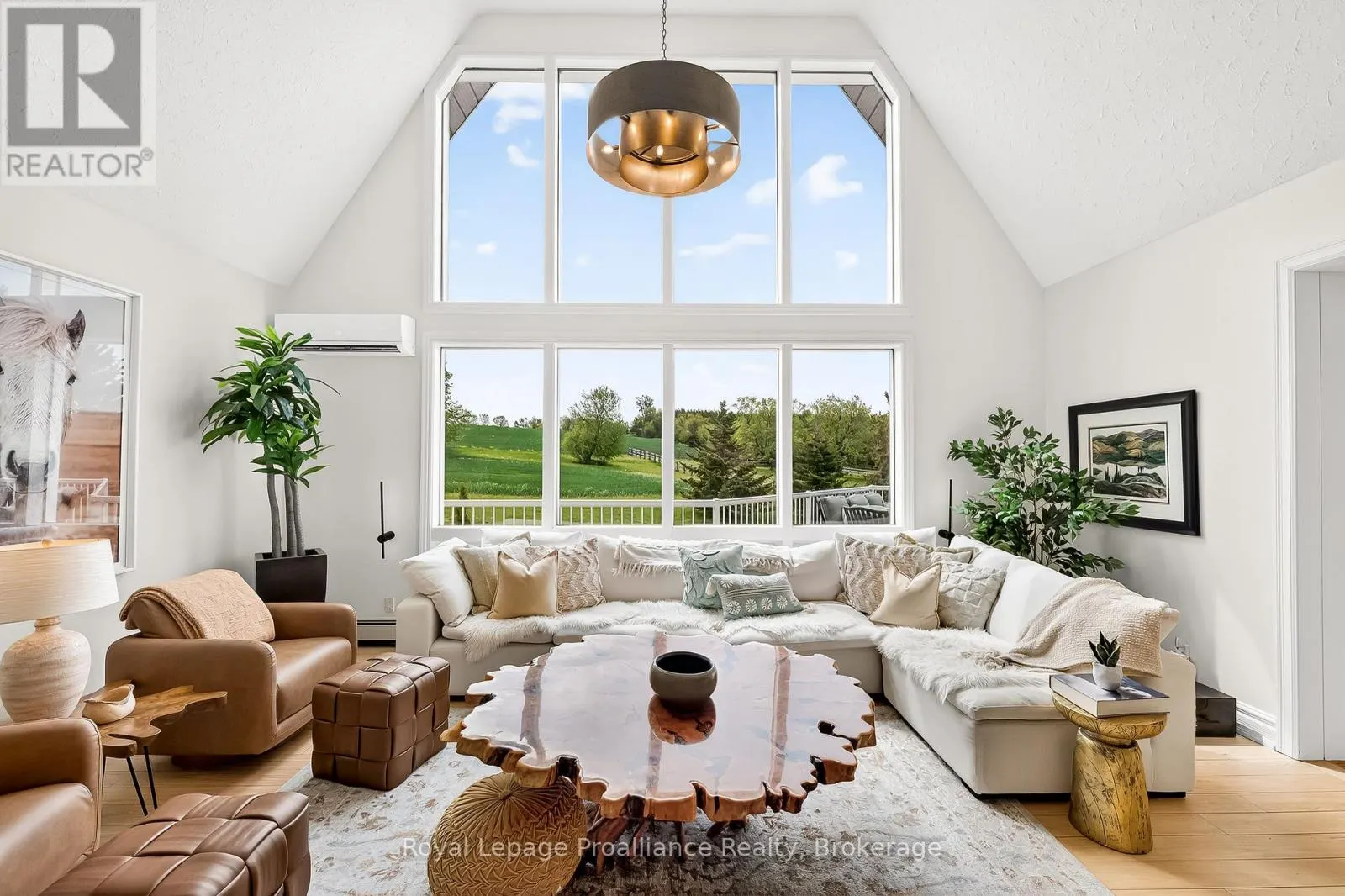 439 OAK LAKE ROAD