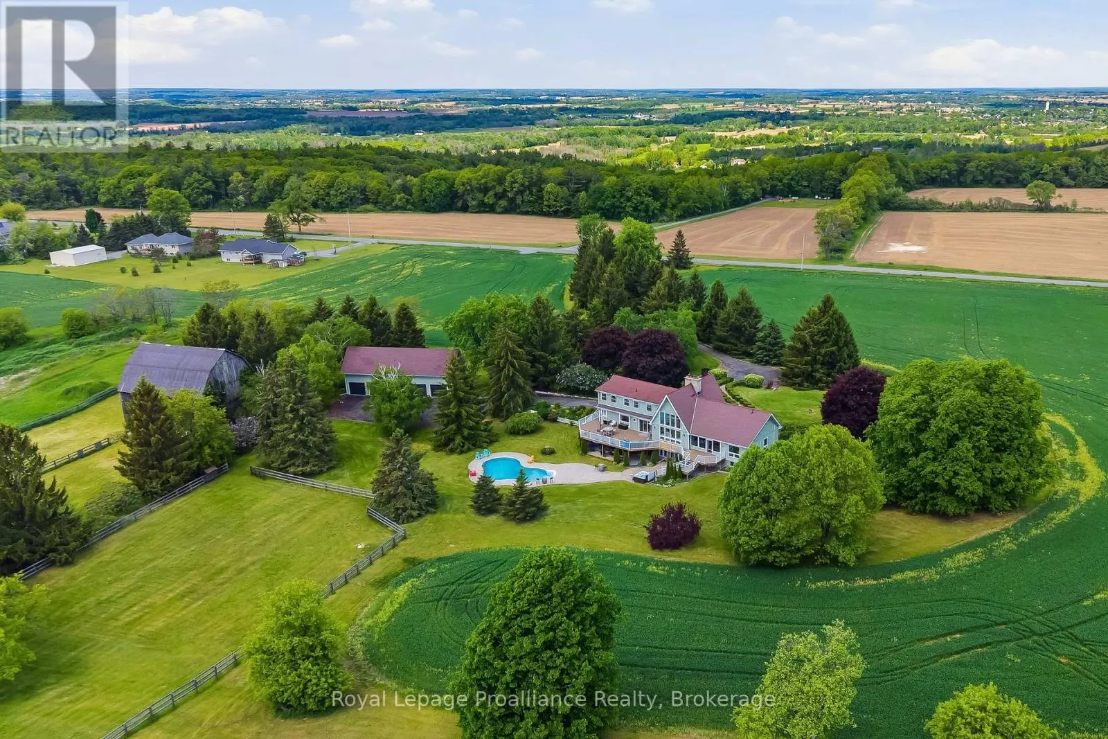 439 OAK LAKE ROAD