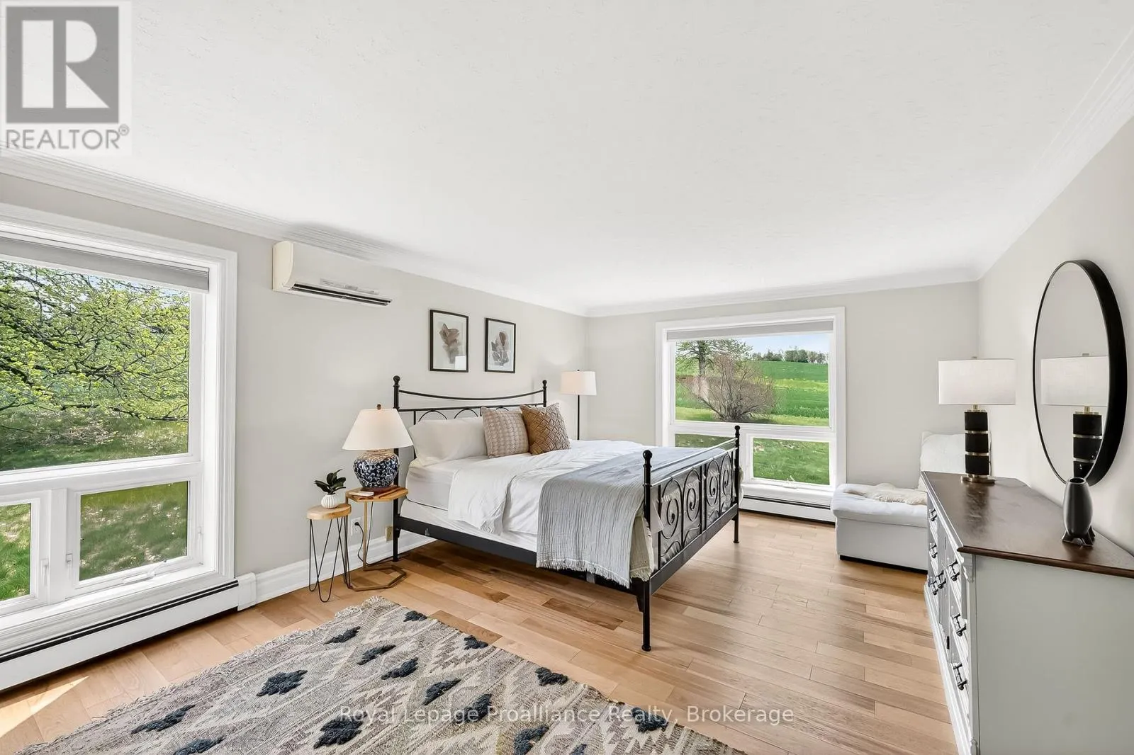439 OAK LAKE ROAD