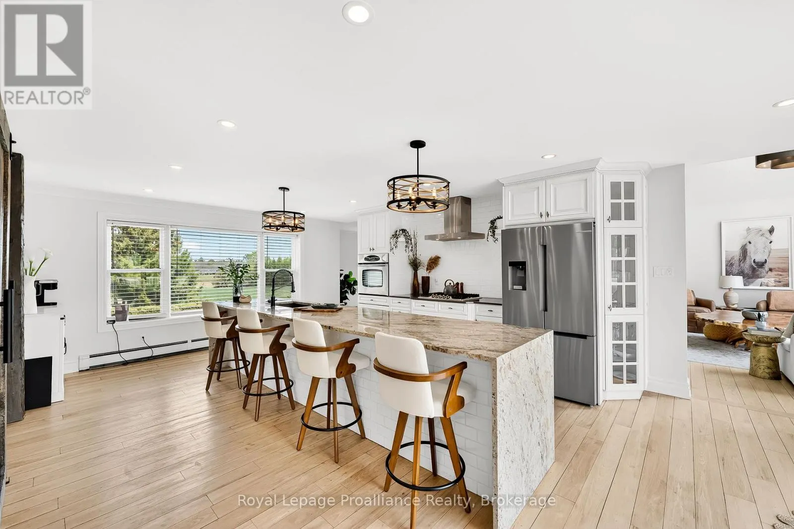 439 OAK LAKE ROAD