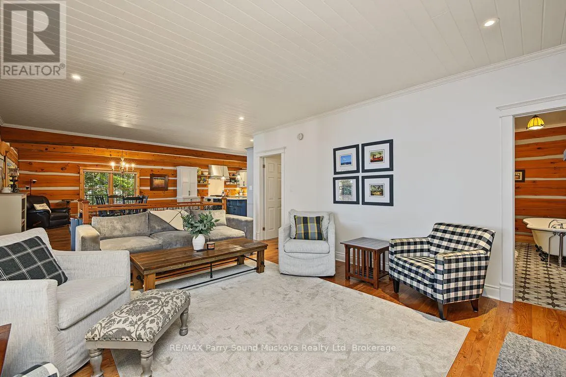 10 PARK DRIVE