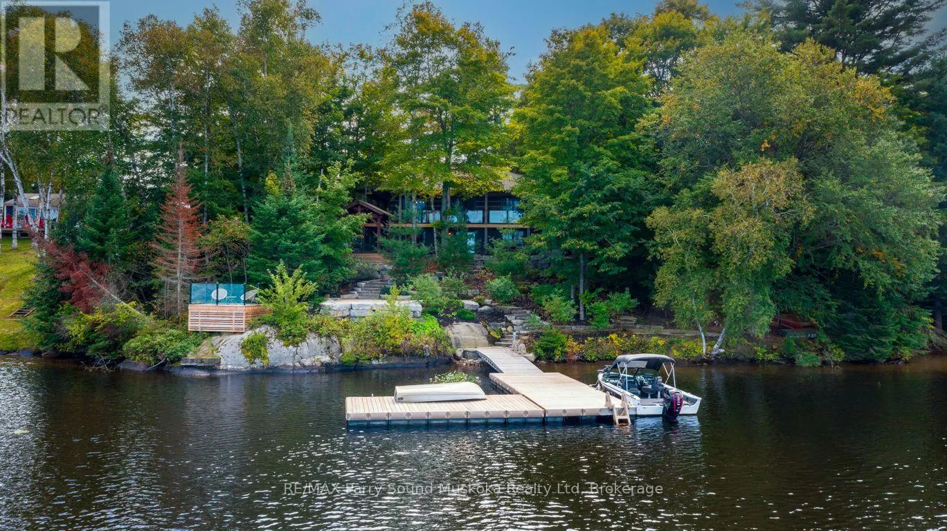 10 PARK DRIVE
