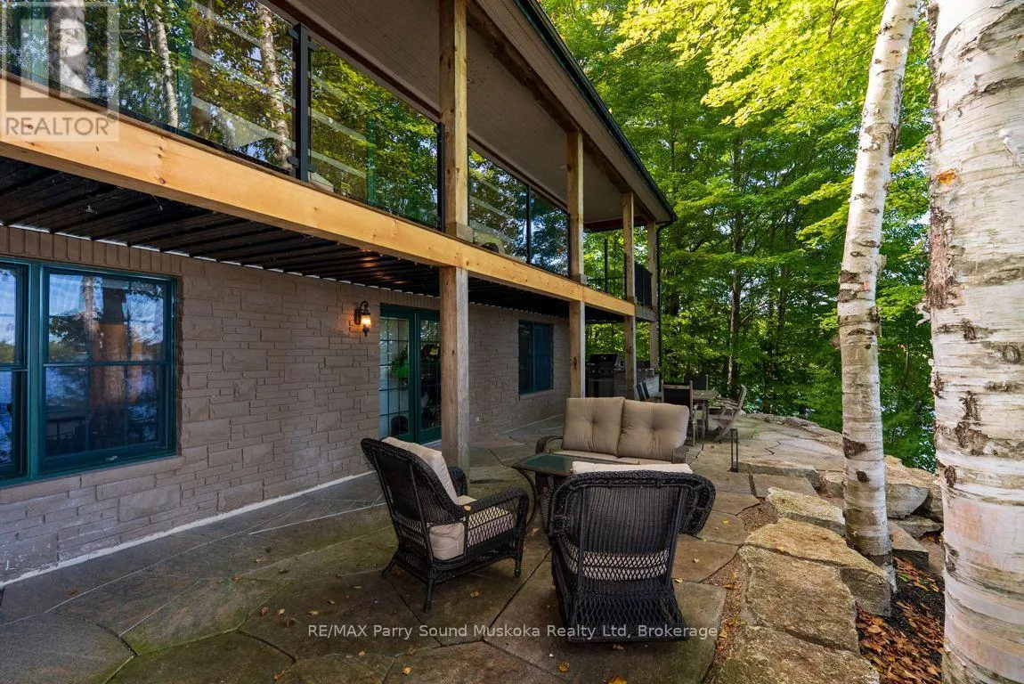 10 PARK DRIVE
