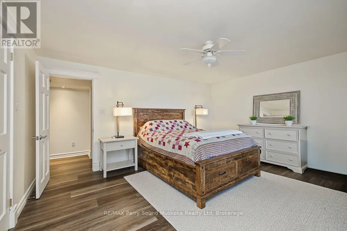 10 PARK DRIVE