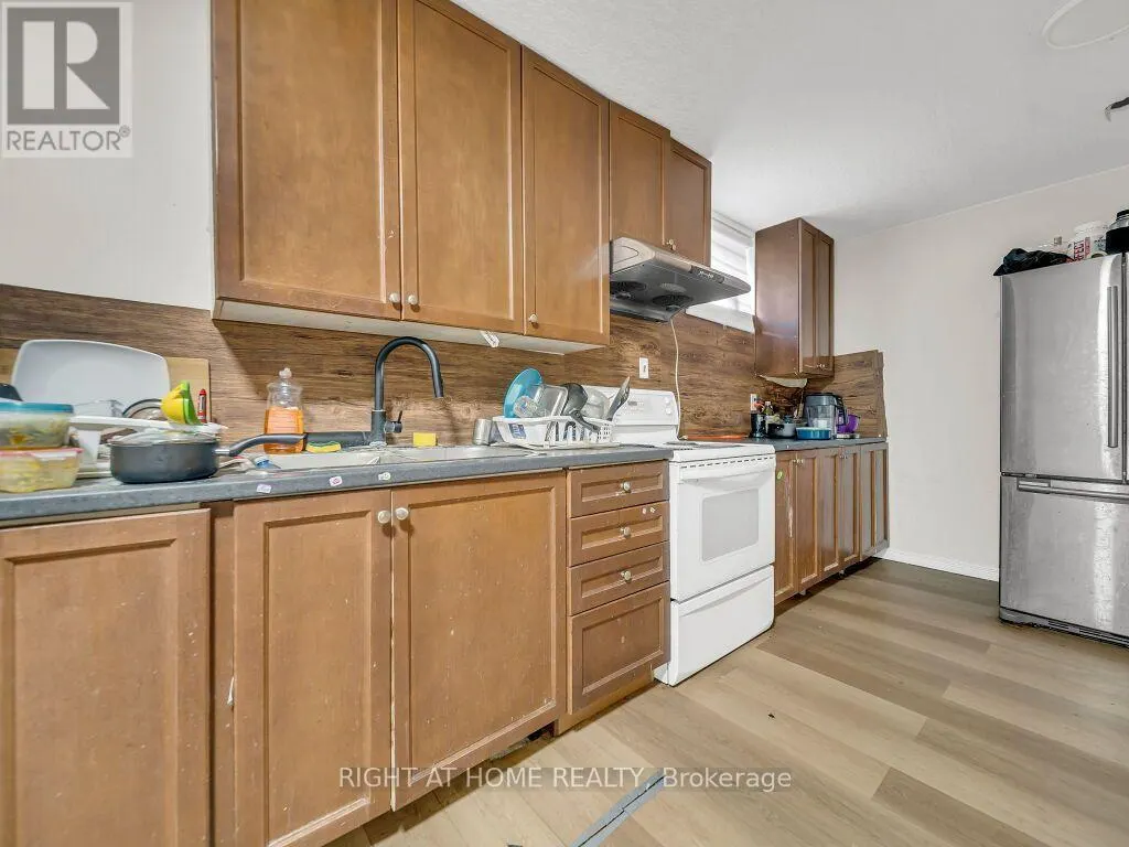 125 STONYBURN CRESCENT