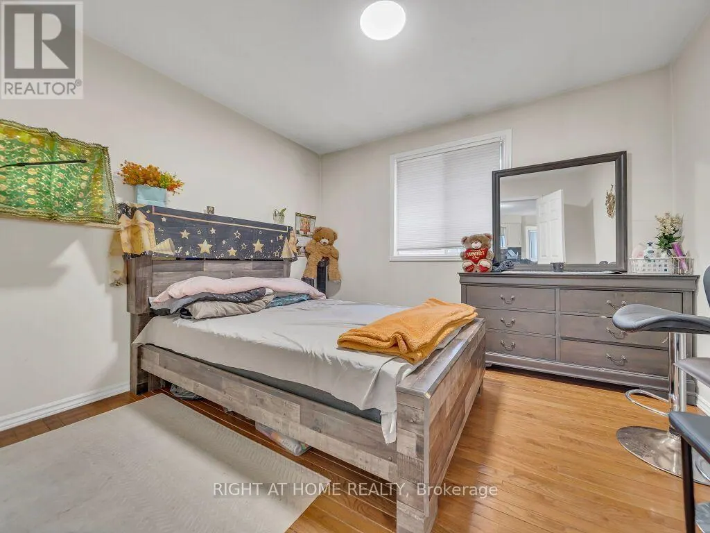 125 STONYBURN CRESCENT
