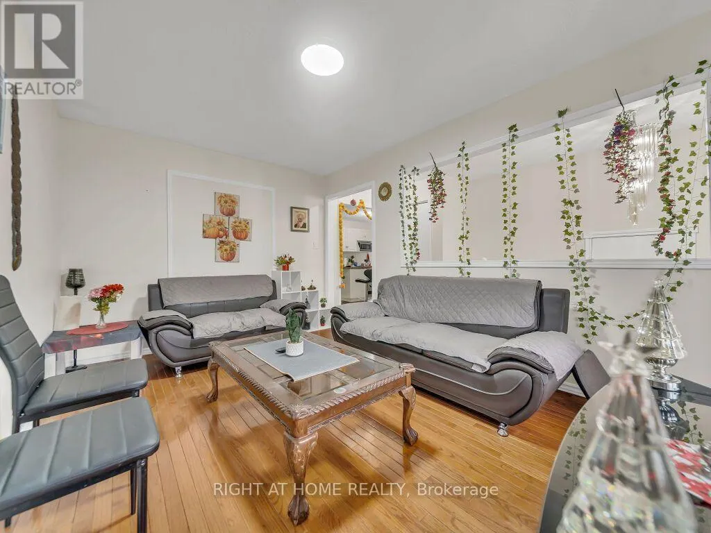 125 STONYBURN CRESCENT