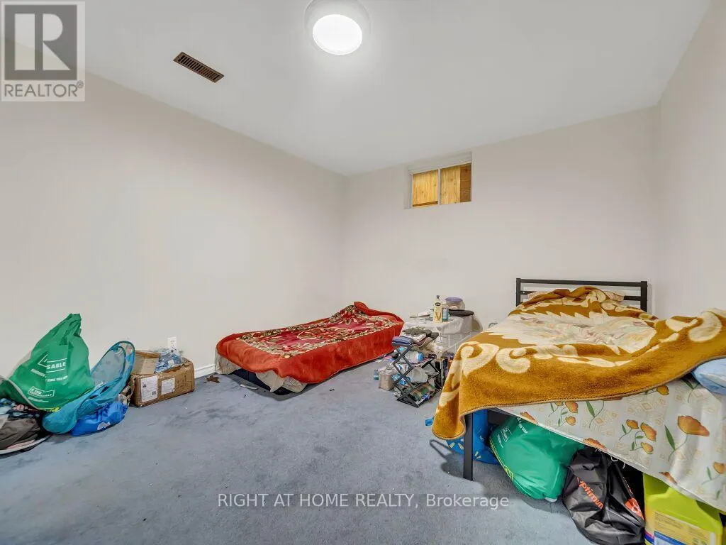 125 STONYBURN CRESCENT