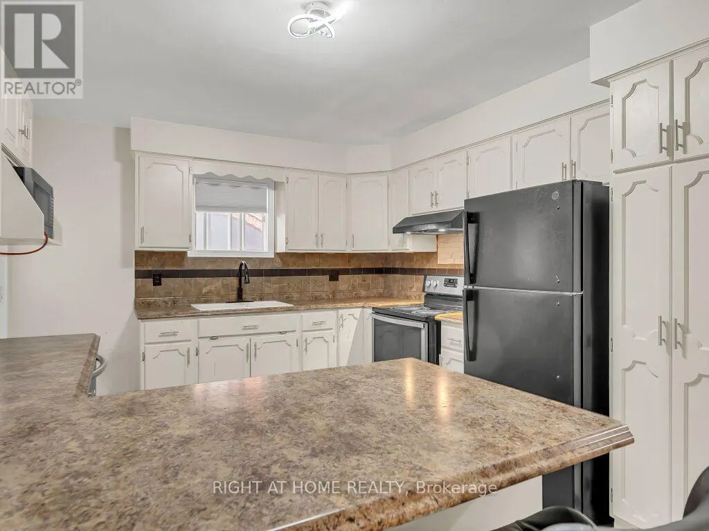 125 STONYBURN CRESCENT