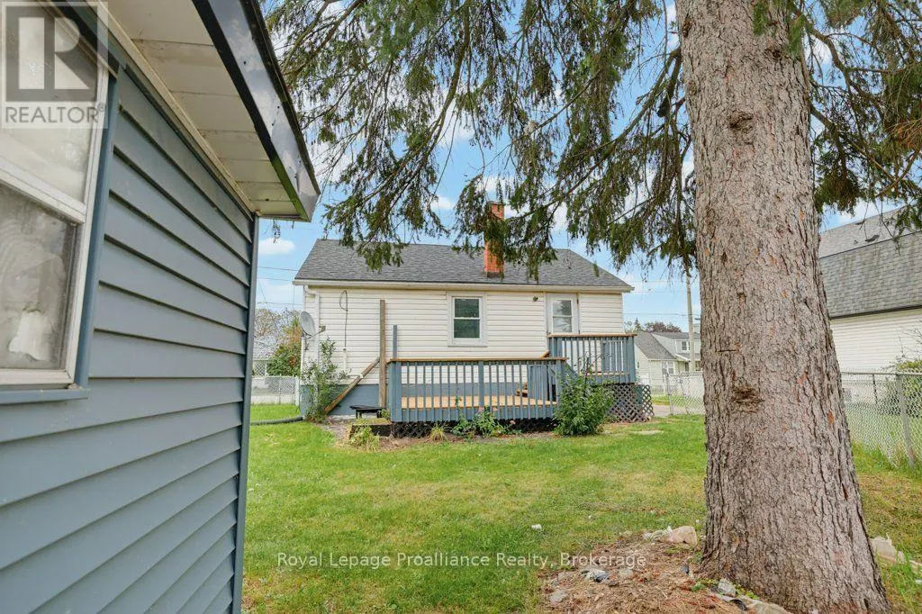 106 YEOMANS STREET
