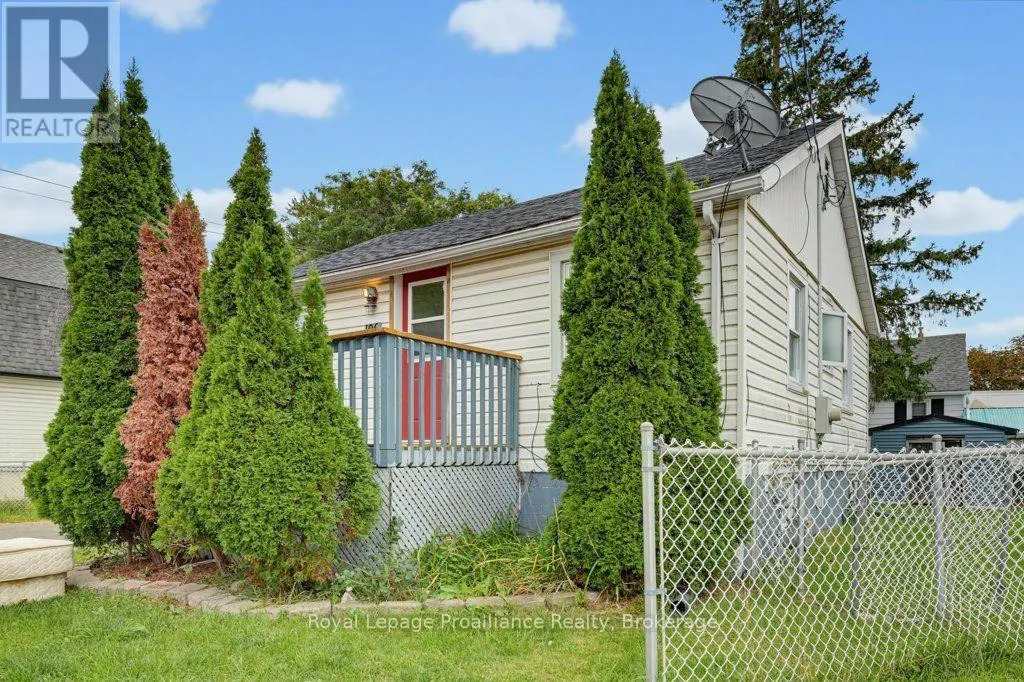 106 YEOMANS STREET