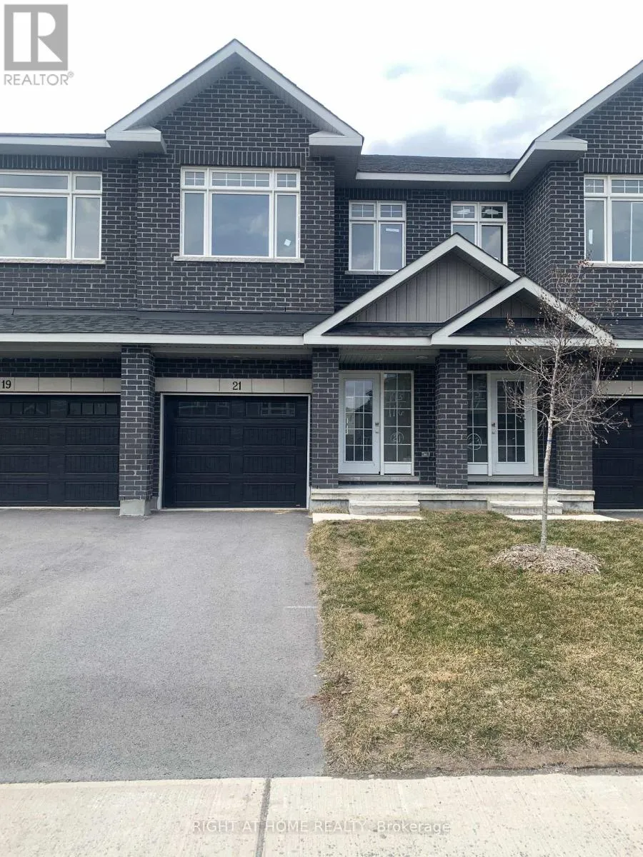 21 WYLIE WAY