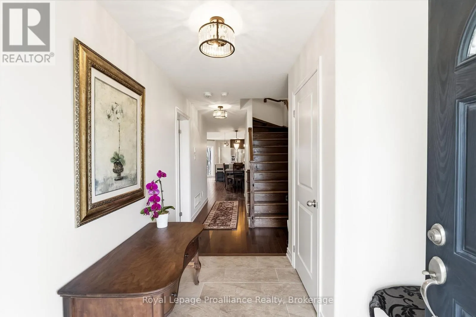268 STRACHAN STREET