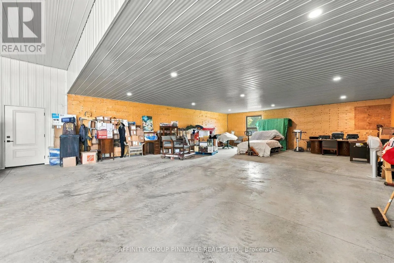 724 ELM TREE ROAD