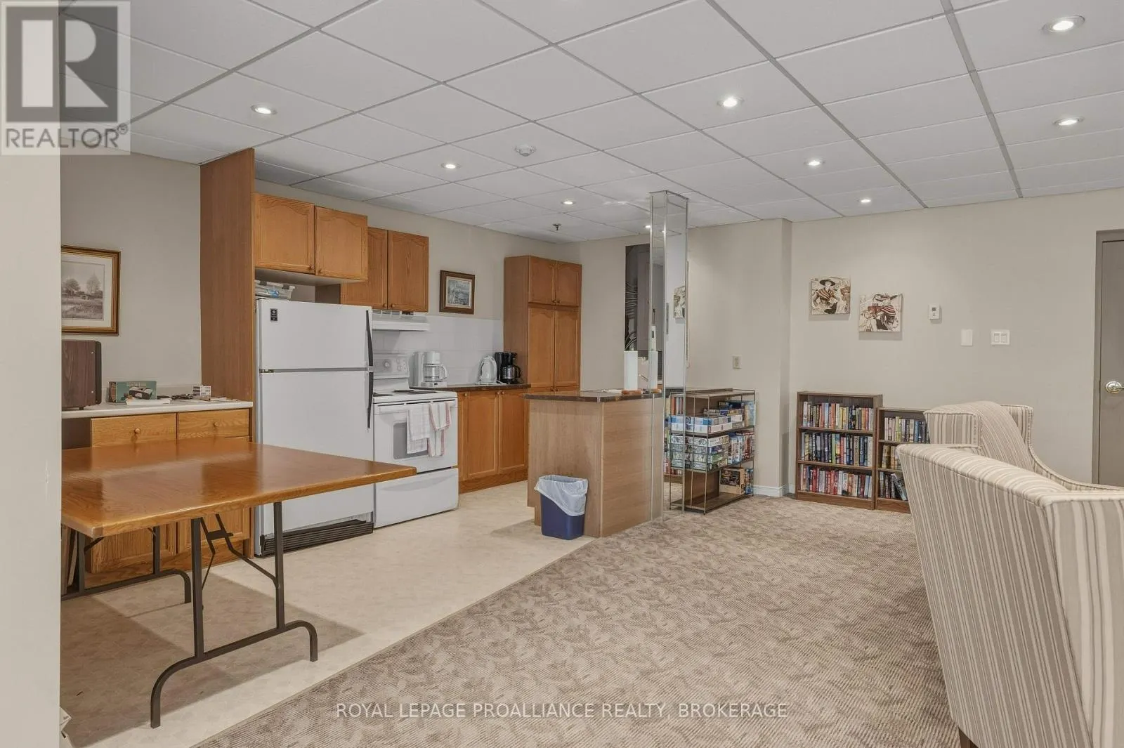 405 - 649 DAVIS DRIVE #405